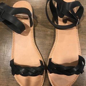Women’s sandals.